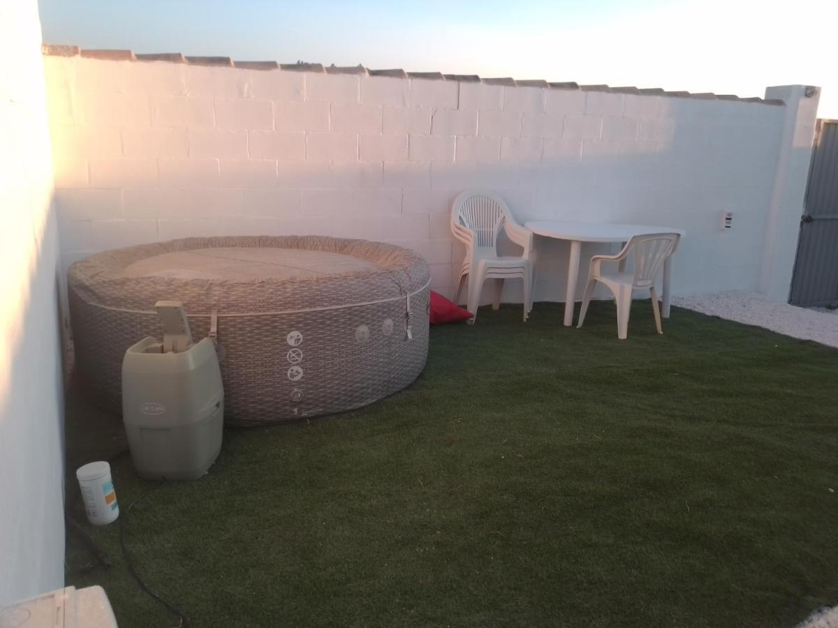 Casita Mh Acogedora Para 6 Con Jacuzzy Chiclana de la Frontera Exteriör bild