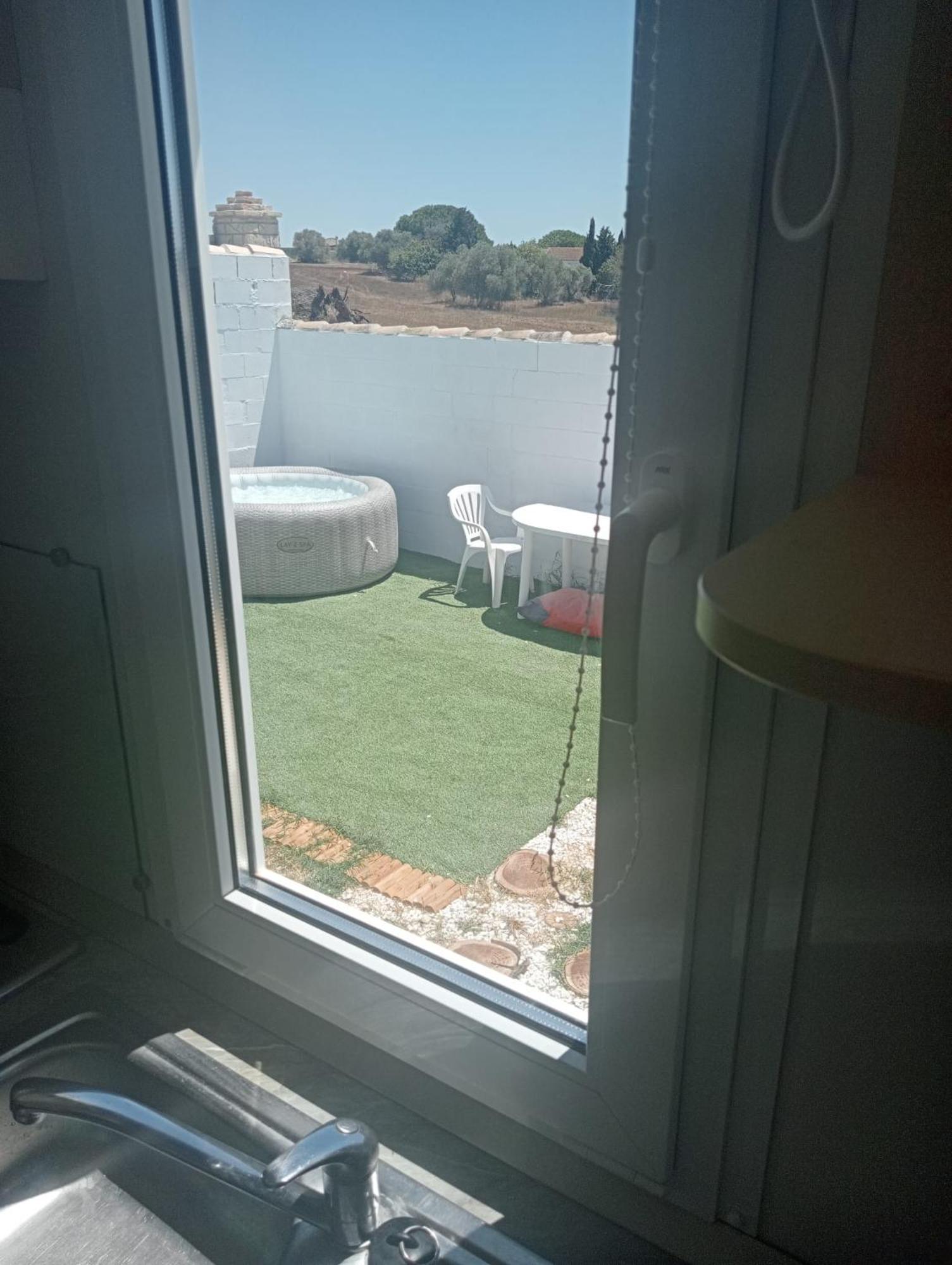 Casita Mh Acogedora Para 6 Con Jacuzzy Chiclana de la Frontera Exteriör bild